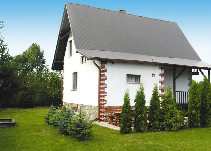 Holiday Home With Garden, Close To The Lake Wadzyn  photo